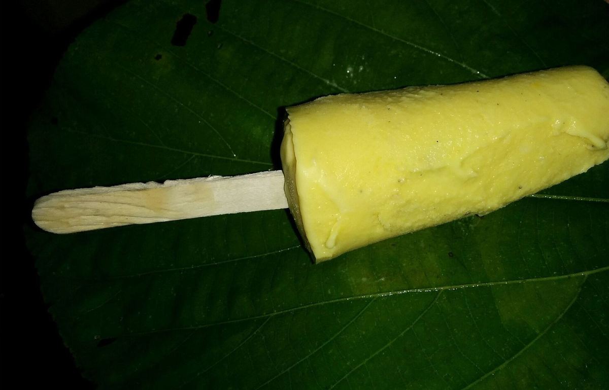 Ice gola and kulfi